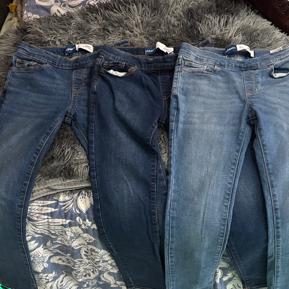 3 Old Navy Kids Jeans - Dark Blue and Light Blue